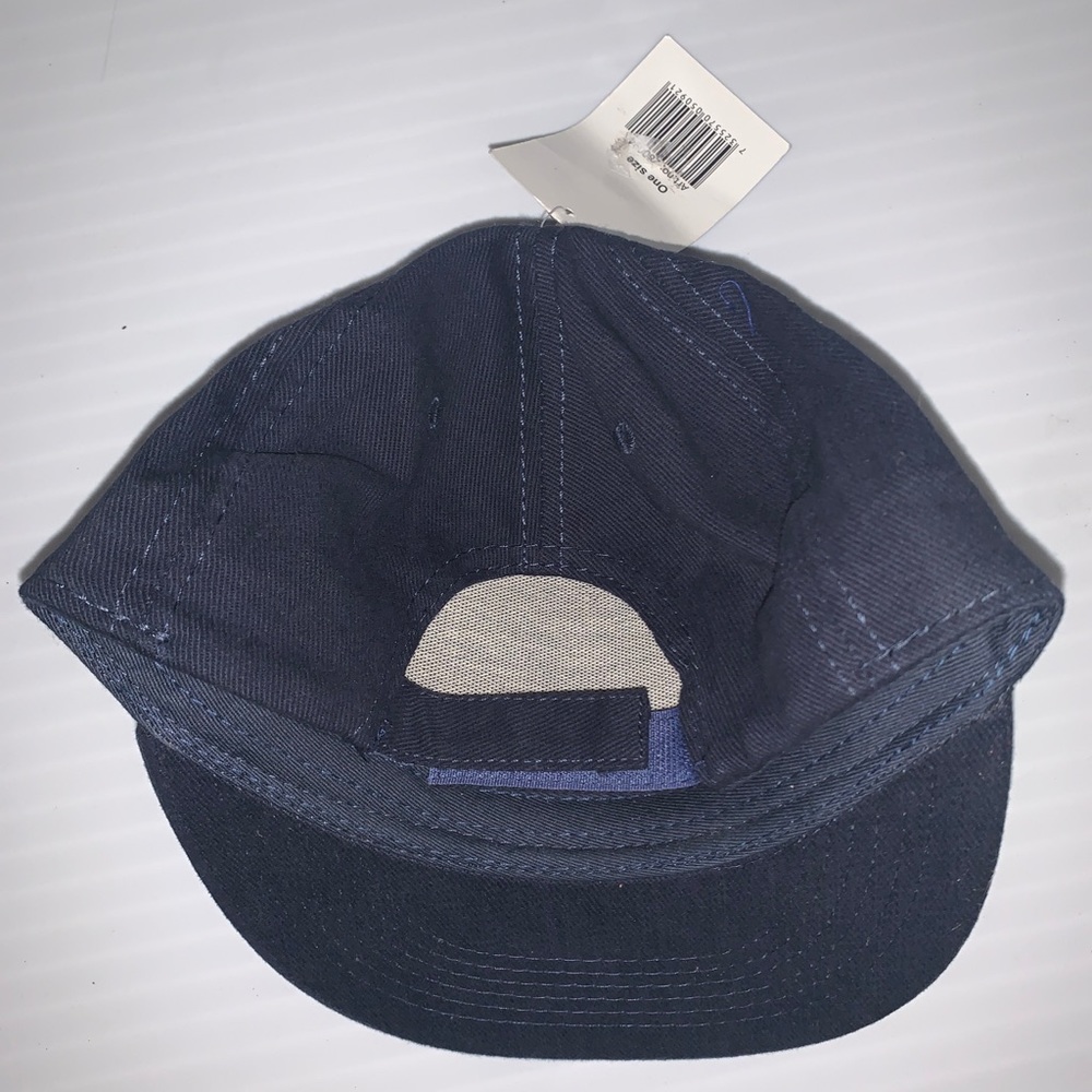 Hat - Picture 5 of 7